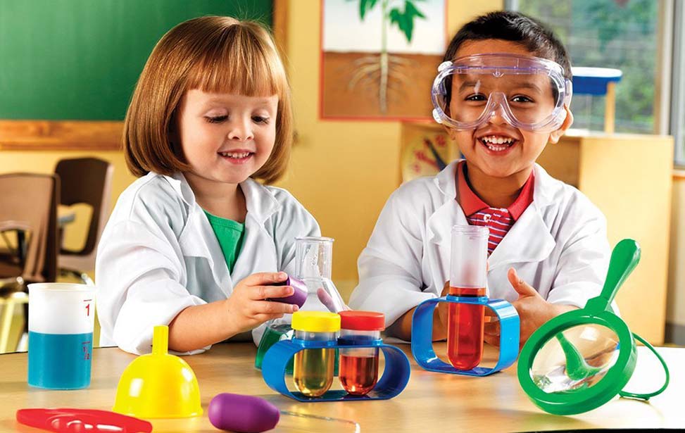 کارگاه رشد کنجکاوی های علمی کودک