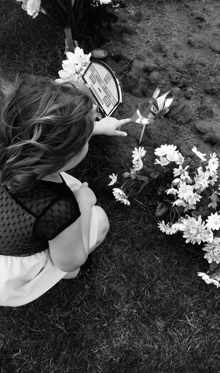 کمک به کودک برای کنار آمدن با مرگ عزیز