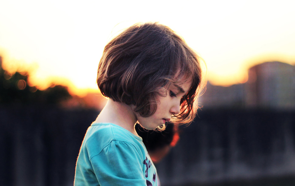 کمک به کودک برای کنار آمدن با مرگ عزیز